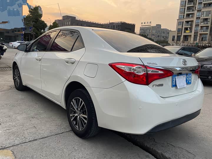 Toyota 2016 Toyota Corolla 1.6L CVT SE edition