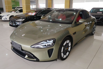 Versión 2024 de Xiaomi Auto SU7 con Tracción Trasera, de Larga Distancia y ADAS