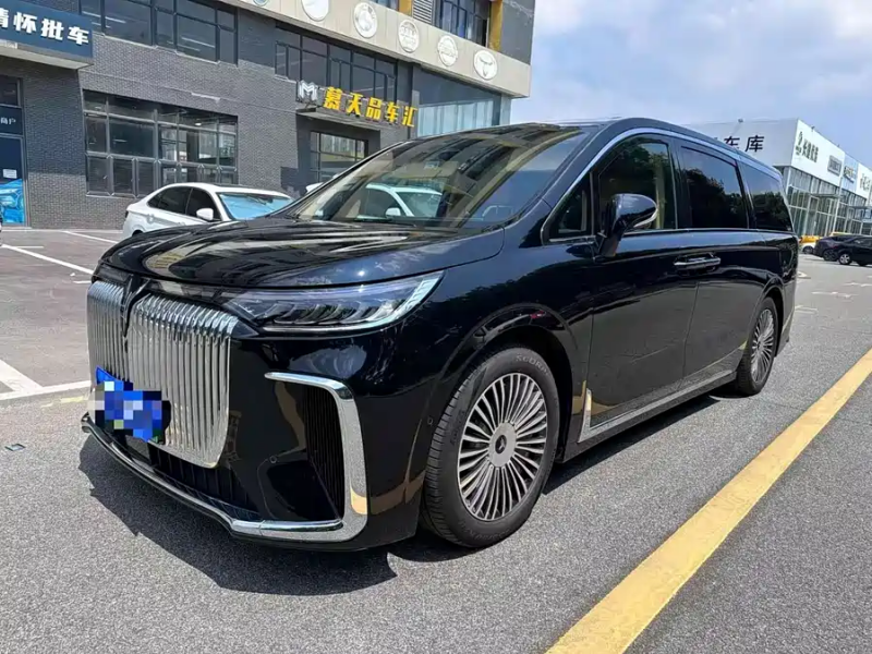 2025 Voyah Dreamer PHEV 4WD Flagship Kunpeng Edition
