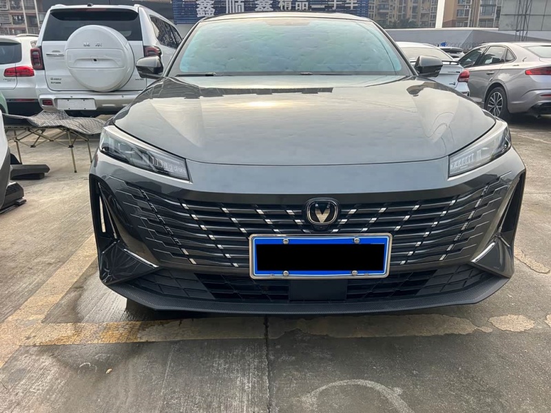 Changan Eado 2025 Blue Whale 1.5T Edición de Alto Rendimiento