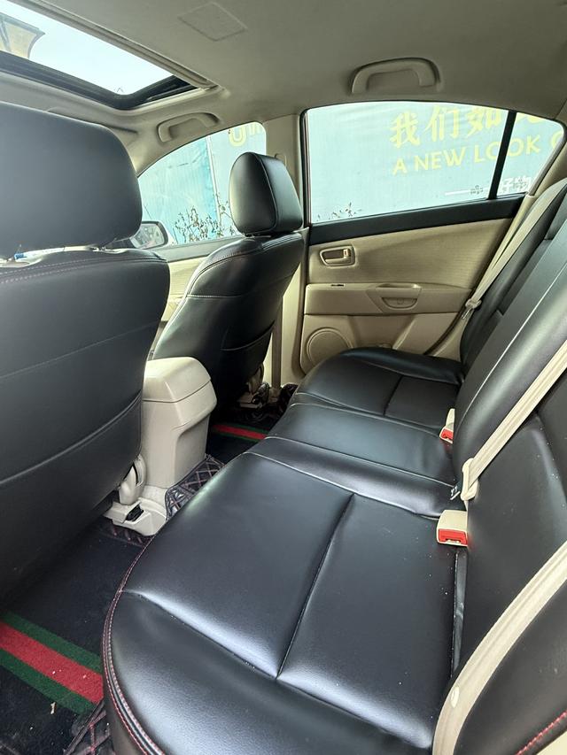 Mazda Mazda3 2012 1.6L Automatic Classic Standard