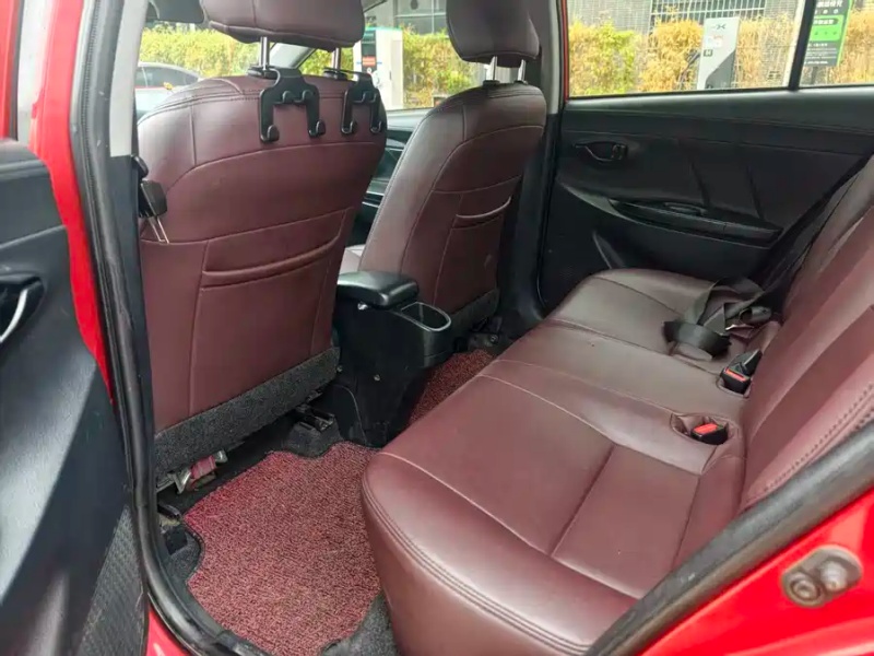 Toyota Toyota YARiS L 2016 Facelift 1.5E CVT Glamour Edition