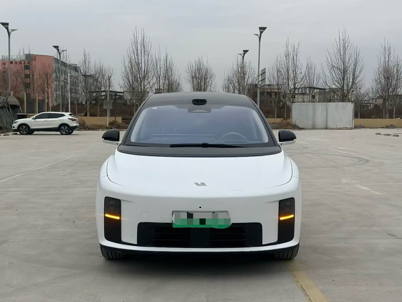 Li Auto Li Auto i8 2025 Standard Edition