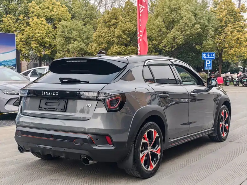 LYNK & CO Lynk & Co 02 2018 1.5T DCT FWD Yao Pro Edition, China V