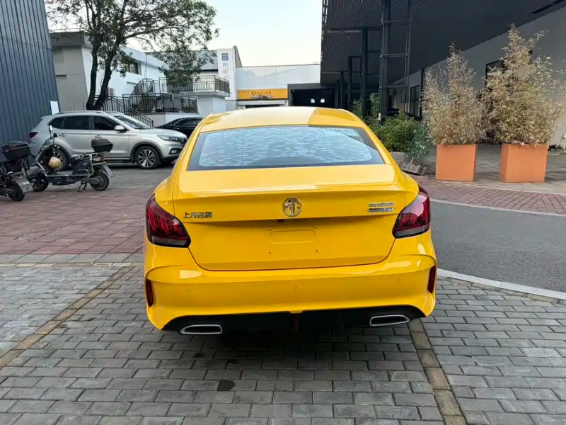 MG MG 5 2021 180DVVT CVT Youth Style Edition