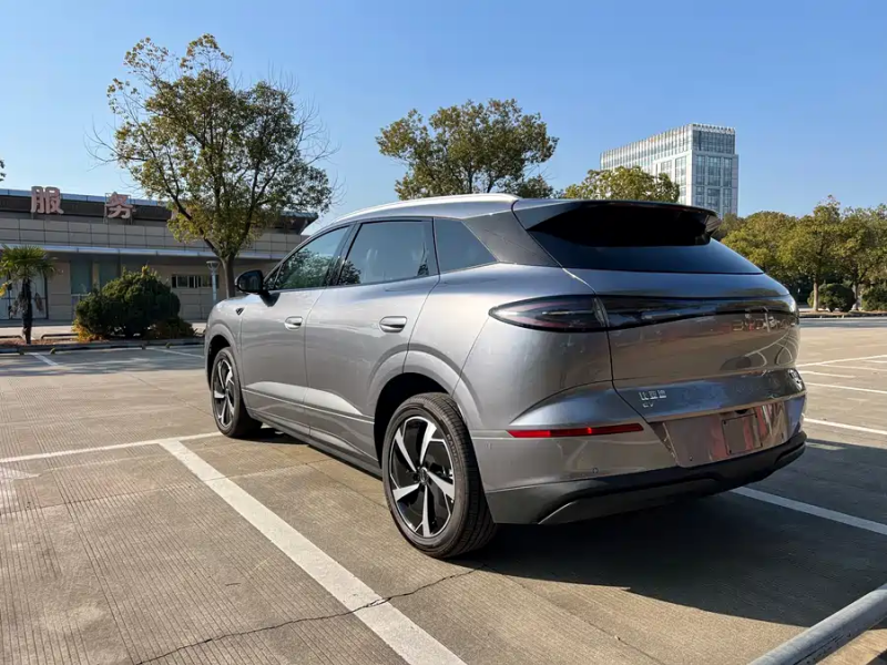 BYD Sea Lion 06 2025 EV 605 Pilot Pro Edition