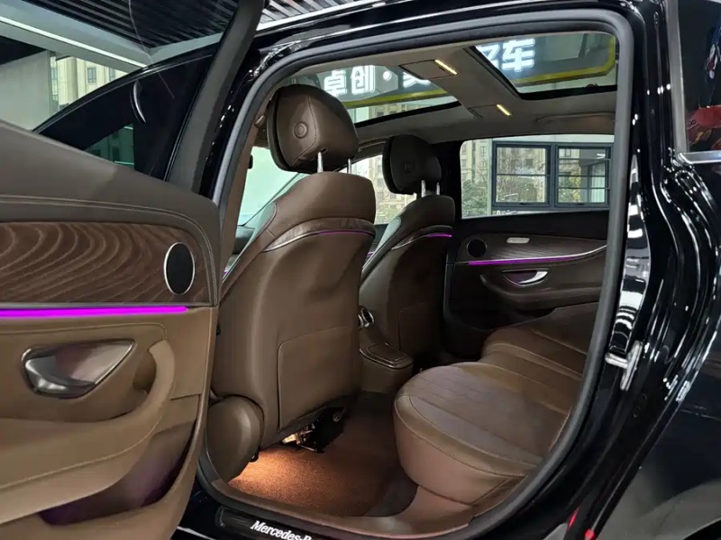 Mercedes-Benz Mercedes-Benz E-Class 2023 Facelift E 300 L Style