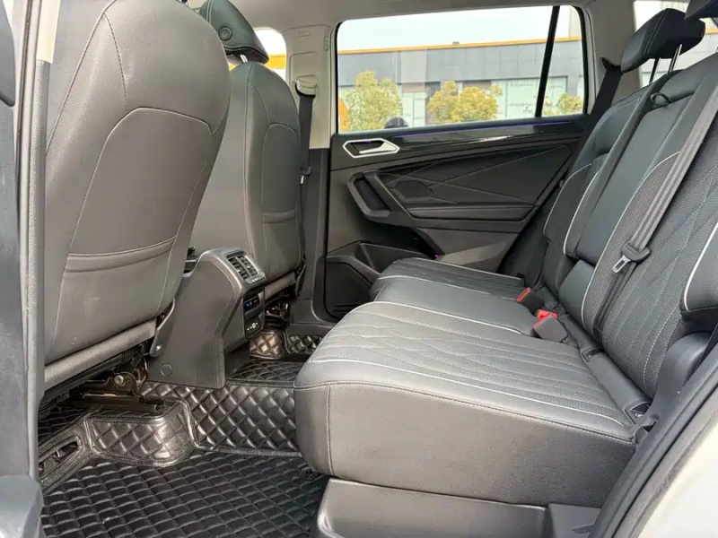 Volkswagen Volkswagen Tiguan L 2022 330TSI Automatic 2WD R-Line Premium