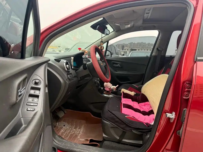 Chevrolet Chevrolet Trax 2016 1.4T Automatic 2WD Comfort with Sunroof