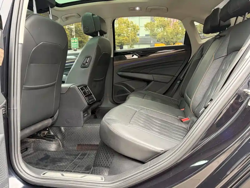 Volkswagen Volkswagen Passat 2019 380TSI Luxury