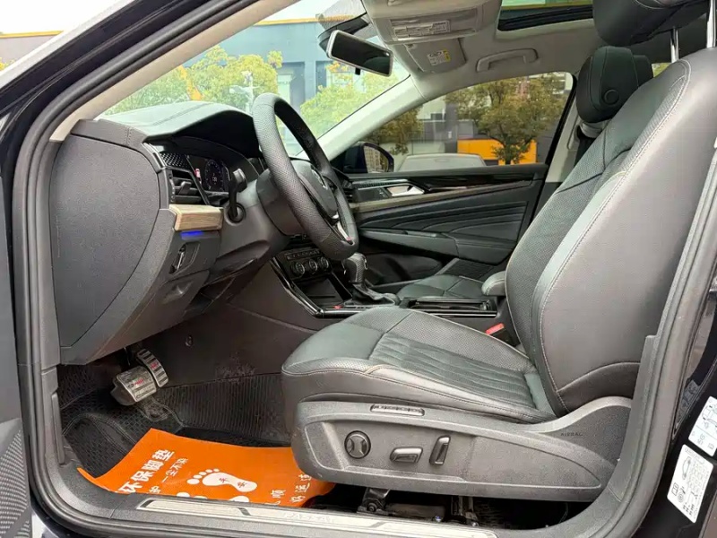 Volkswagen Volkswagen Passat 2019 380TSI Luxury