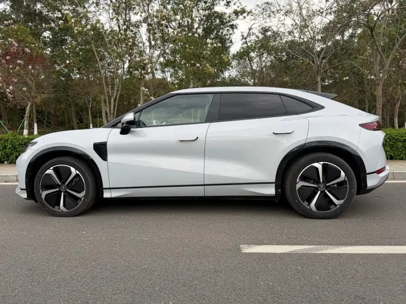 BYD BYD Song L EV 2024 662km Premium Edition