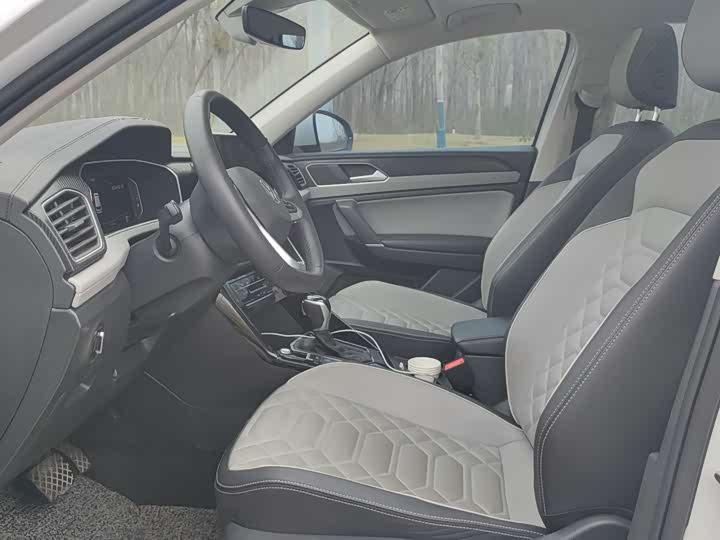 Volkswagen Tayron 2023 300TSI 2WD Luxury Plus Advanced edition