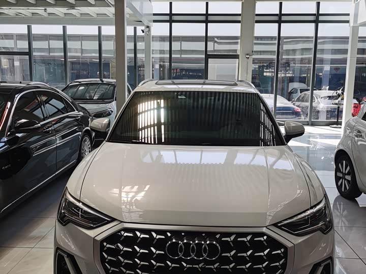 Audi Q3 2024 35 TFSI Advanced Dynamic edition