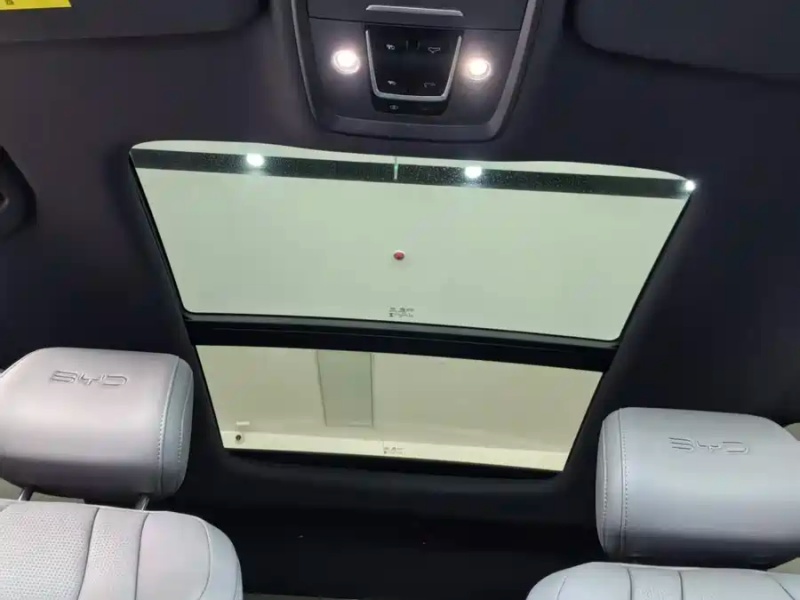 BYD BYD Seal 2024 Honor Edition DM-i 1.5L 121km Luxury Model