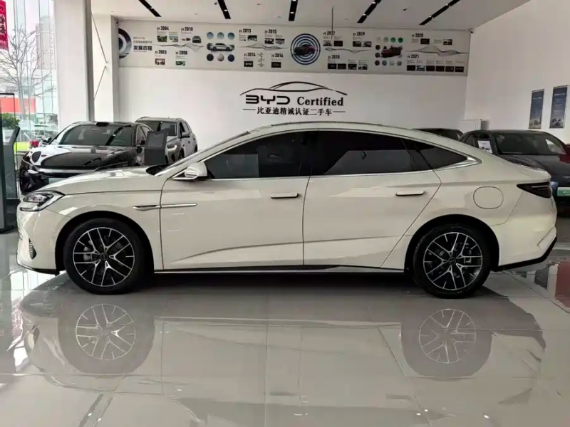 BYD BYD Seal 2024 Honor Edition DM-i 1.5L 121km Luxury Model