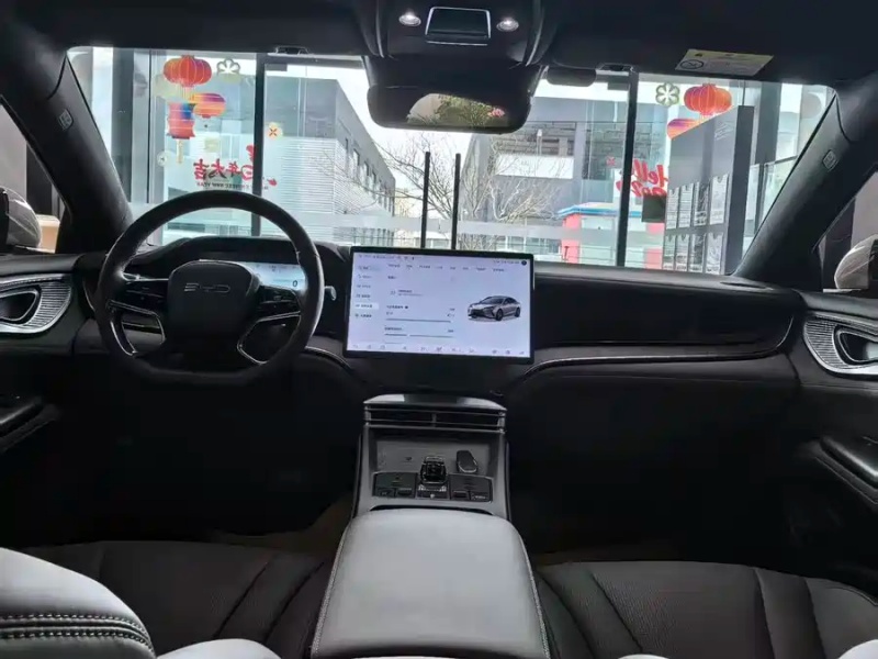 BYD BYD Seal 2024 Honor Edition DM-i 1.5L 121km Luxury Model