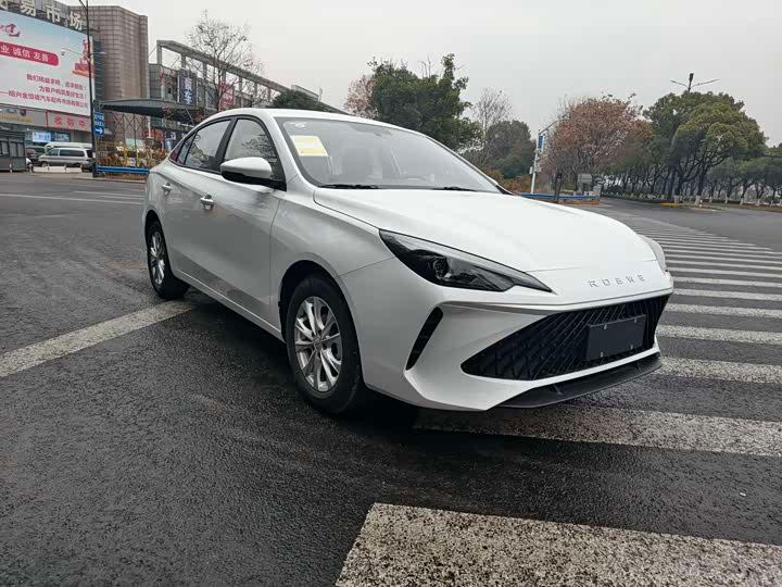 Roewe i5 2025 1.5L Manual Comfort Edition