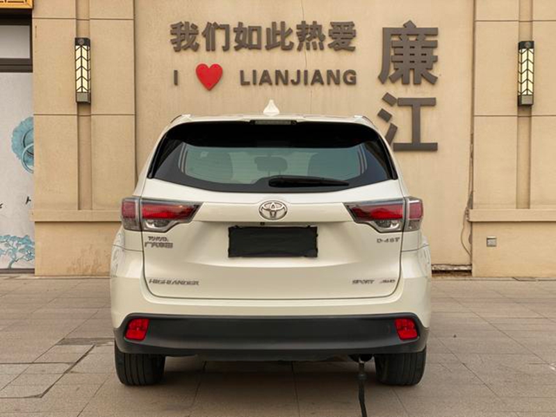 Toyota 2015 Highlander 2.0T AWD Luxury 7-seater