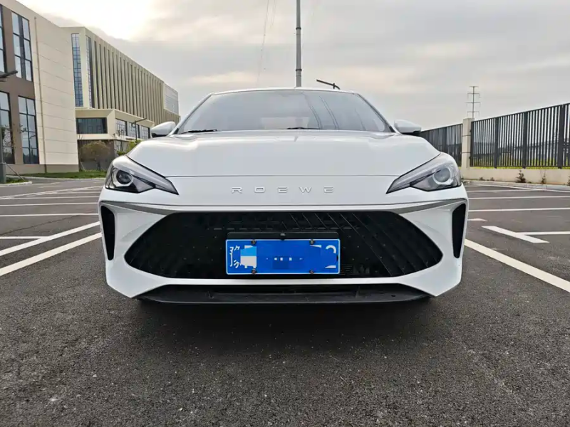 Roewe 2026 Roewe i5 1.5L CVT Executive Edition
