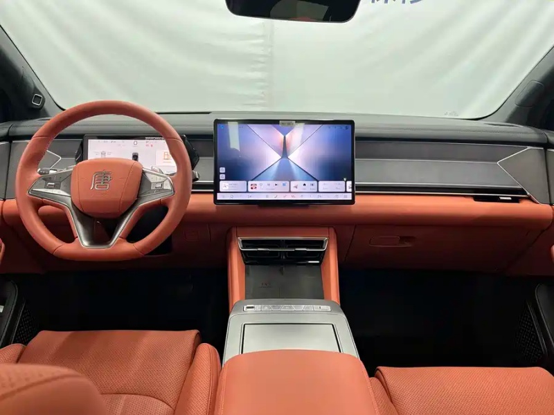 BYD BYD Tang L 2025 DM 175KM Drone Edition