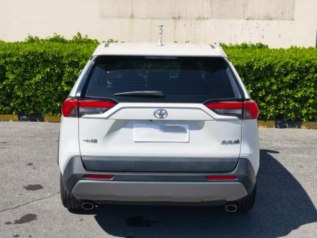 Toyota RAV4 2020 2.0L CVT 2WD Fashion Plus Edition