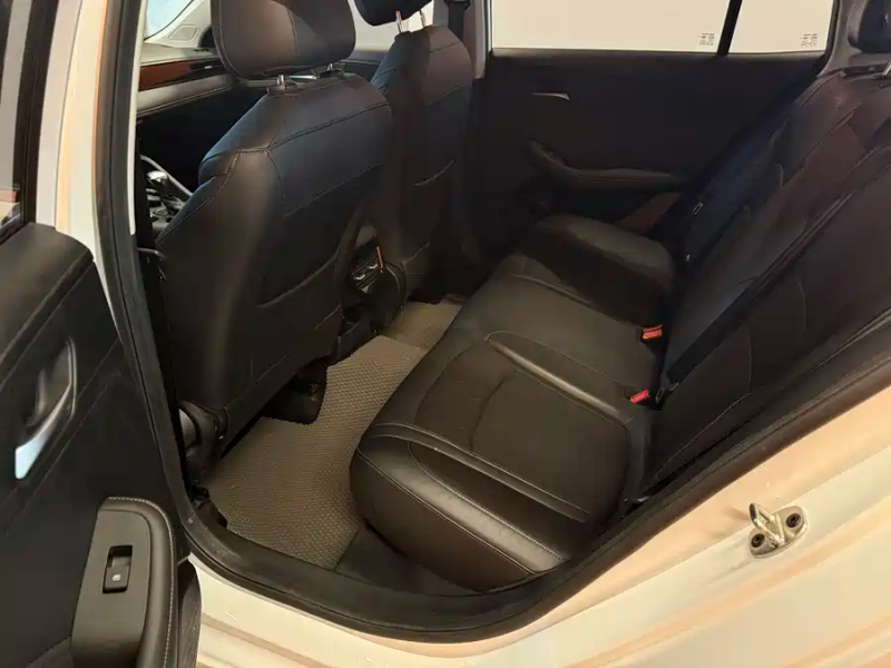 Roewe Roewe i5 2024 1.5L CVT Premium Edition