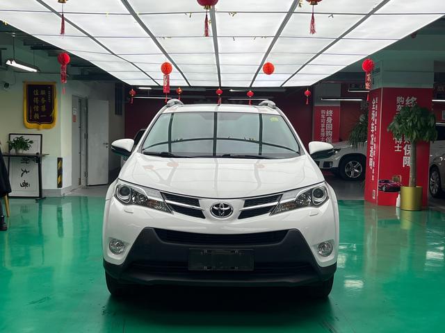 Toyota 2013 Toyota RAV4 2.5L Automatic 4WD Elite Edition, 140,000 km
