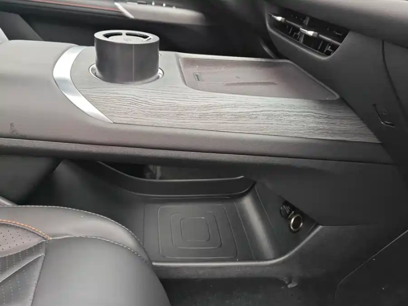 Changan Changan CS75PLUS 2026 Intelligent Champion Edition 1.5T New Blue Whale Intelligent Leading Edition