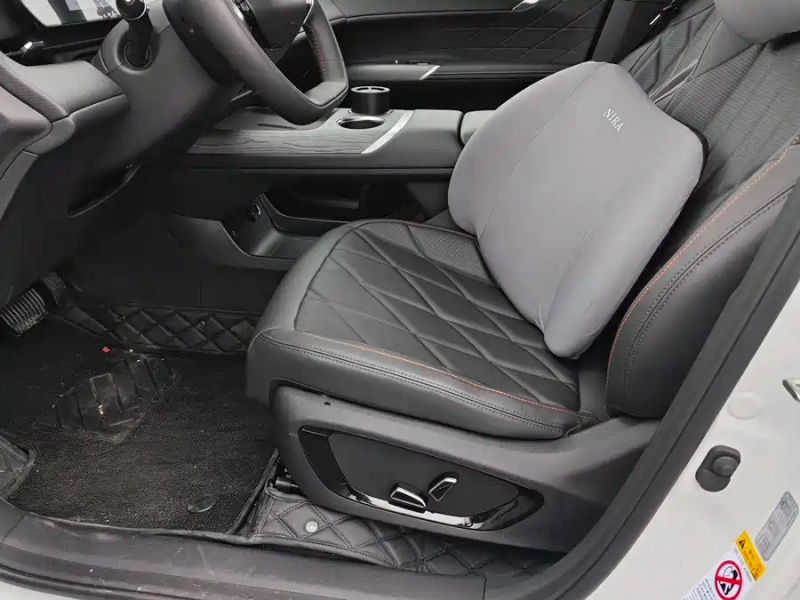 Changan Changan CS75PLUS 2026 Intelligent Champion Edition 1.5T New Blue Whale Intelligent Leading Edition