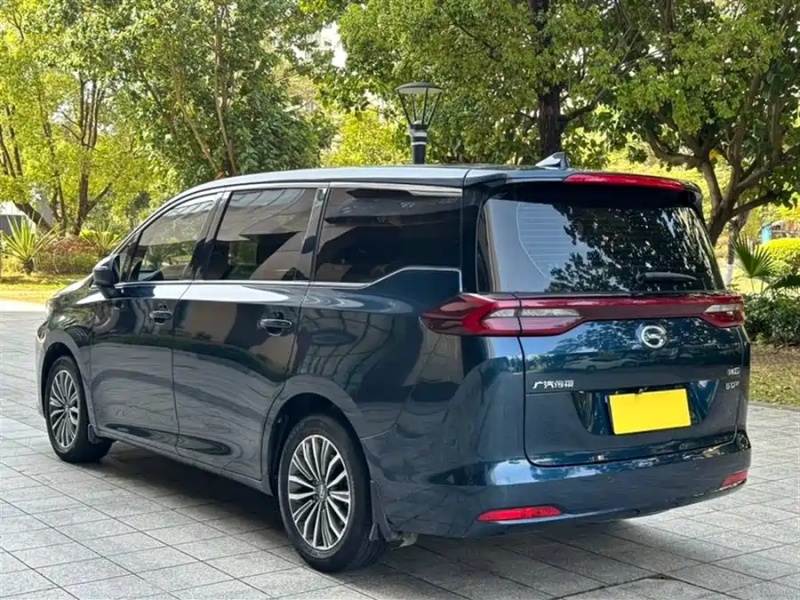 GAC Trumpchi GAC M6 2021 270T DCT Premium (7-seater)