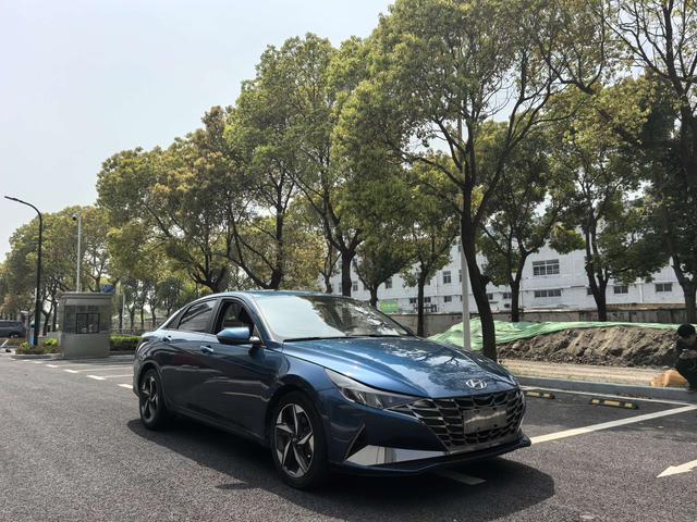 Hyundai Elantra 2021 1.5L CVT TOP Flagship Edition