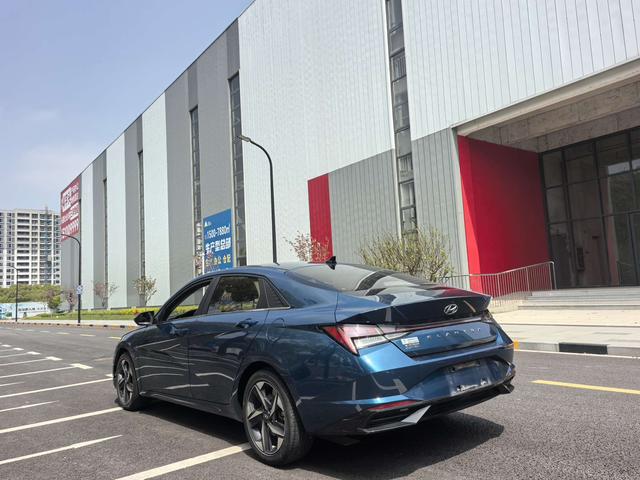 Hyundai Hyundai Elantra 2021 1.5L CVT TOP Flagship Edition