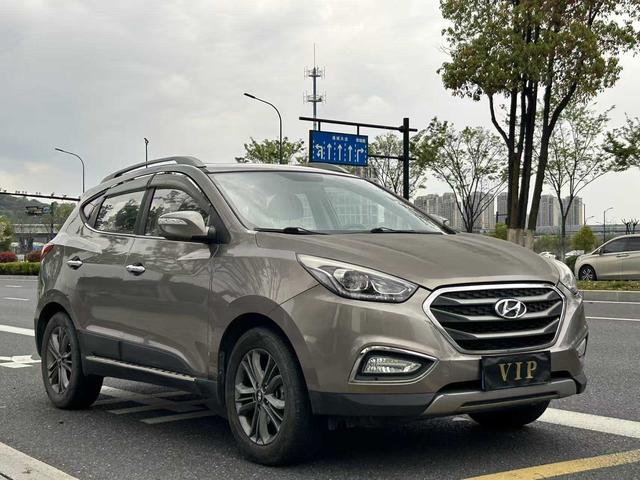 Hyundai Hyundai ix35 2015 2.0L Automatic 2WD Smart Model (National IV Emission Standard)