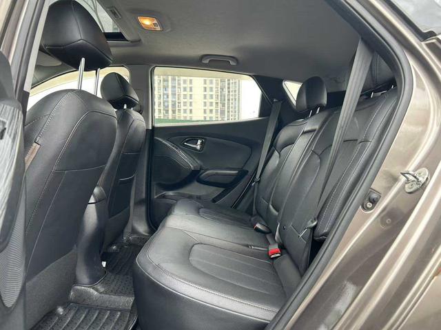 Hyundai Hyundai ix35 2015 2.0L Automatic 2WD Smart Model (National IV Emission Standard)