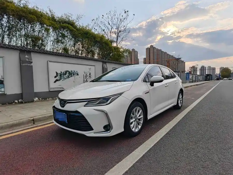 Toyota Corolla 2019 1.8 Hybrid e-CVT Executive