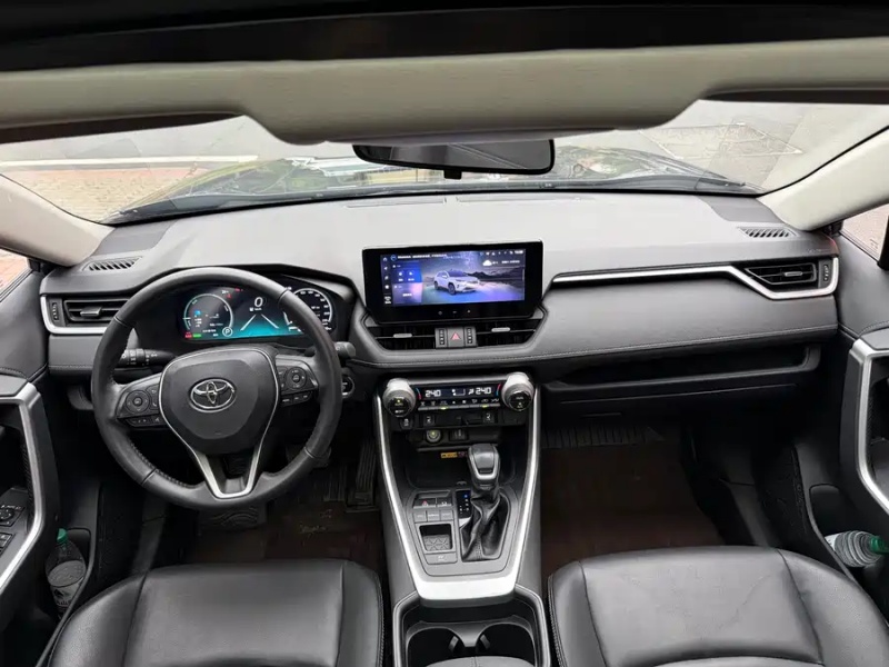 Toyota Toyota RAV4 2023  2.5 Hybrid FWD Comfort Plus