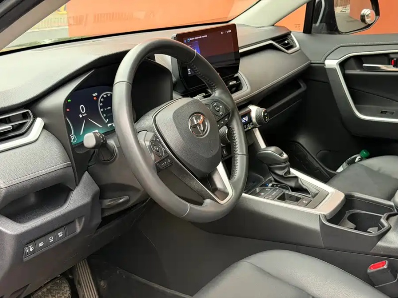 Toyota Toyota RAV4 2023  2.5 Hybrid FWD Comfort Plus