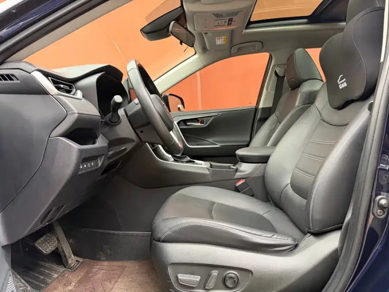 Toyota Toyota RAV4 2023  2.5 Hybrid FWD Comfort Plus