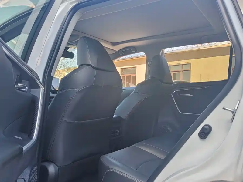 Toyota Toyota RAV4 2023 2.0 CVT FWD Style Plus