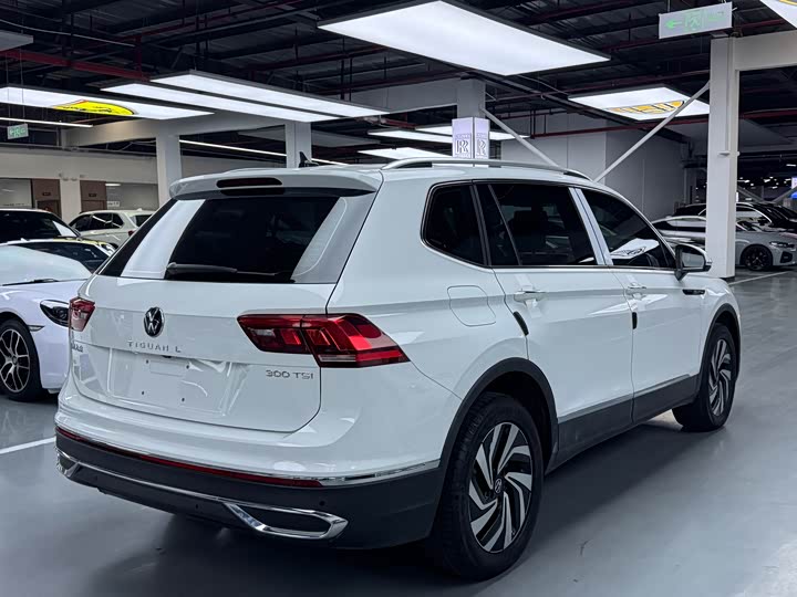 Volkswagen Volkswagen Tiguan L 2023 300TSI 2WD Comfort edition