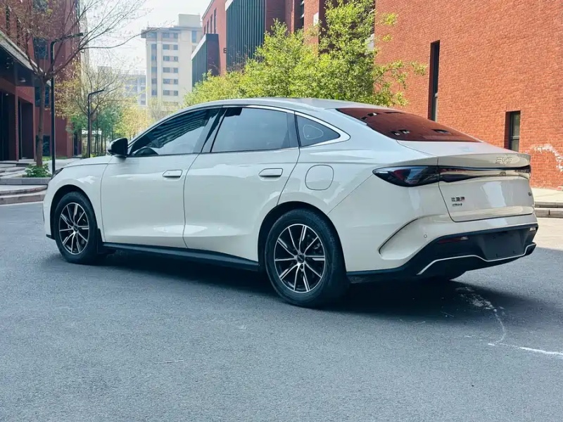 BYD BYD Seal 06 2024 DM-i 120KM Honor Edition