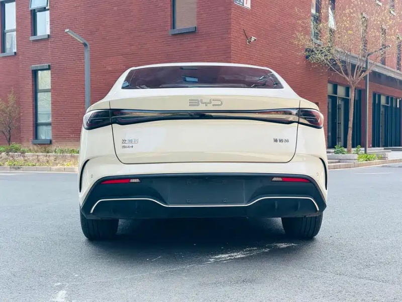 BYD BYD Seal 06 2024 DM-i 120KM Honor Edition