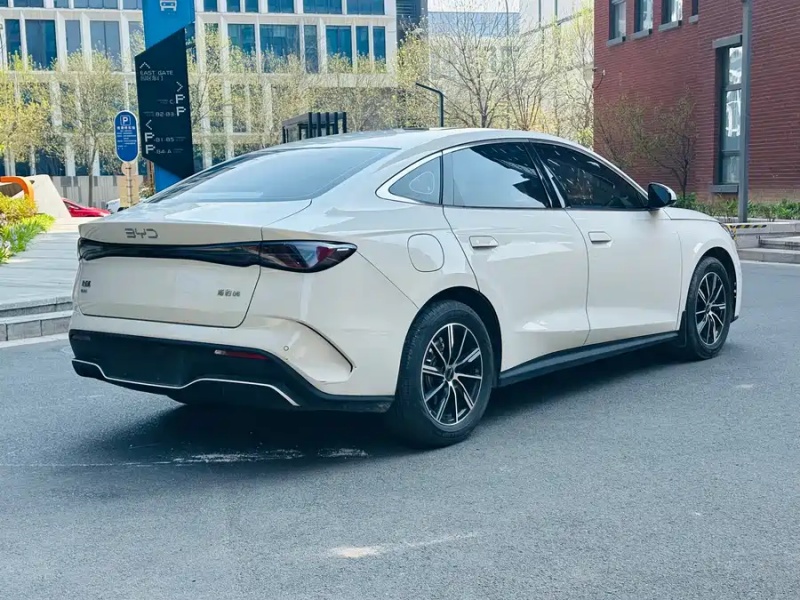 BYD BYD Seal 06 2024 DM-i 120KM Honor Edition