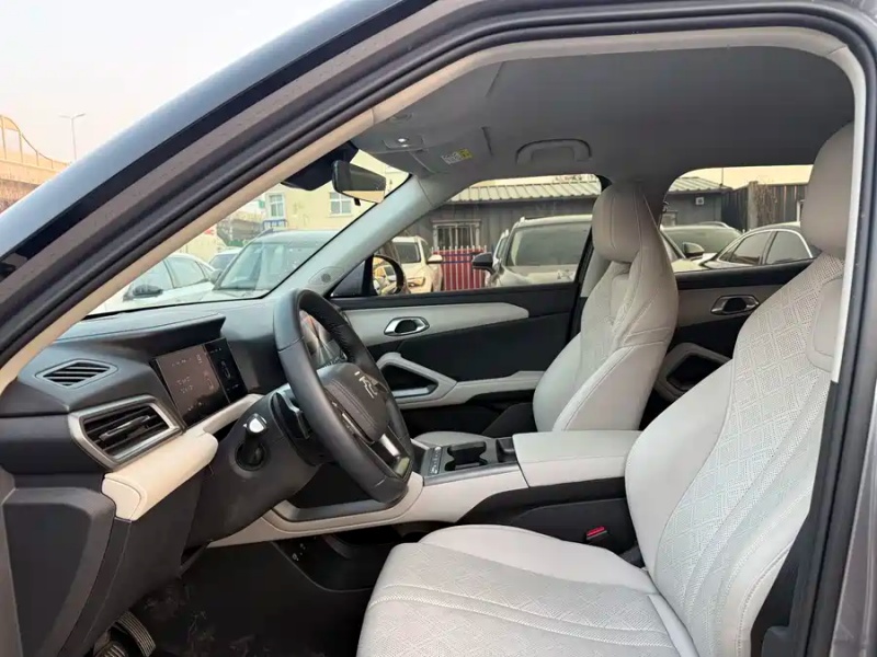 BYD BYD Yuan UP 2025 Smart Driving Edition 401KM Leading Model