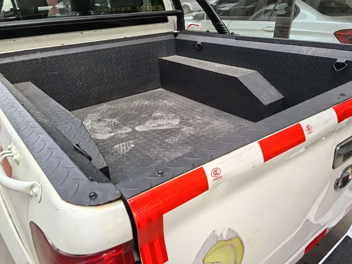 Great Wall Great Wall Wingle 5 2017 2.4L European Edition Gasoline 2WD Elite Long Bed edition