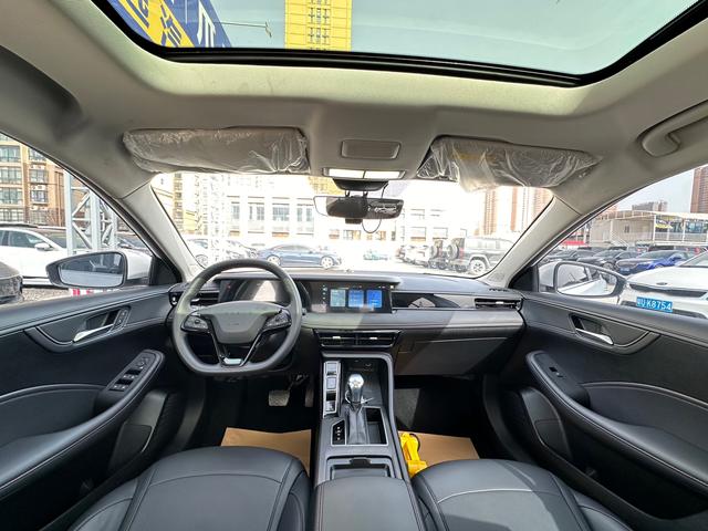 Roewe Roewe i5 2023 1.5L CVT Luxury Edition