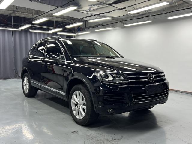 Volkswagen 2011 Volkswagen Touareg 3.0TSI High-Spec Model, 191,000 km