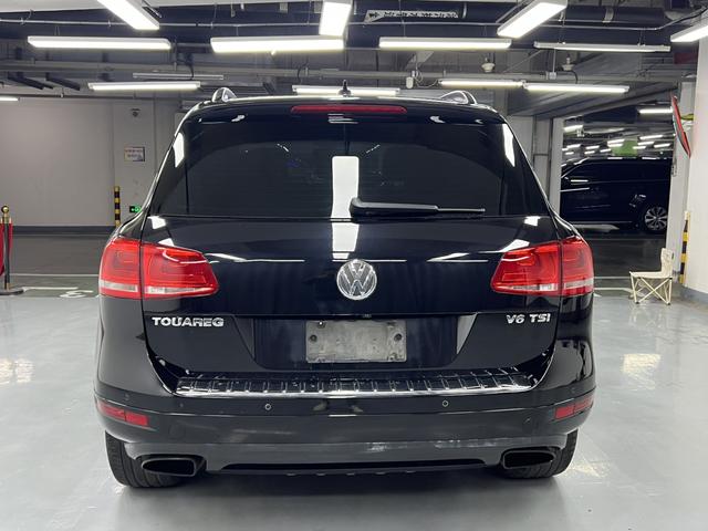 Volkswagen 2011 Volkswagen Touareg 3.0TSI High-Spec Model, 191,000 km