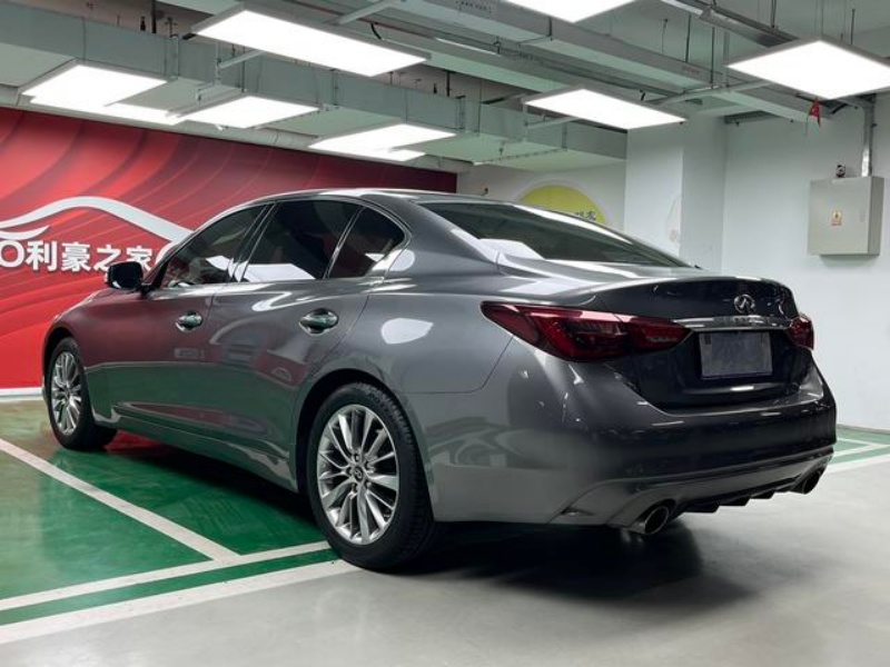 Infiniti Infiniti Q50L 2018 2.0T Luxury Edition (China VI emission standard) 79,500 km
